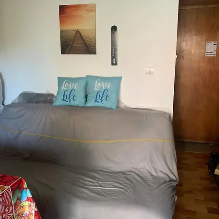 Apartment Slyre