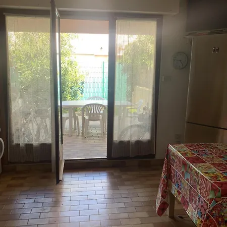 Apartment Slyre